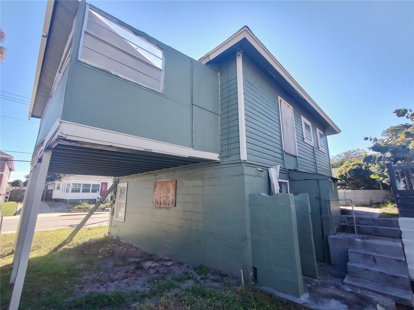 Image 5 of 26 For 509 Harvey Avenue