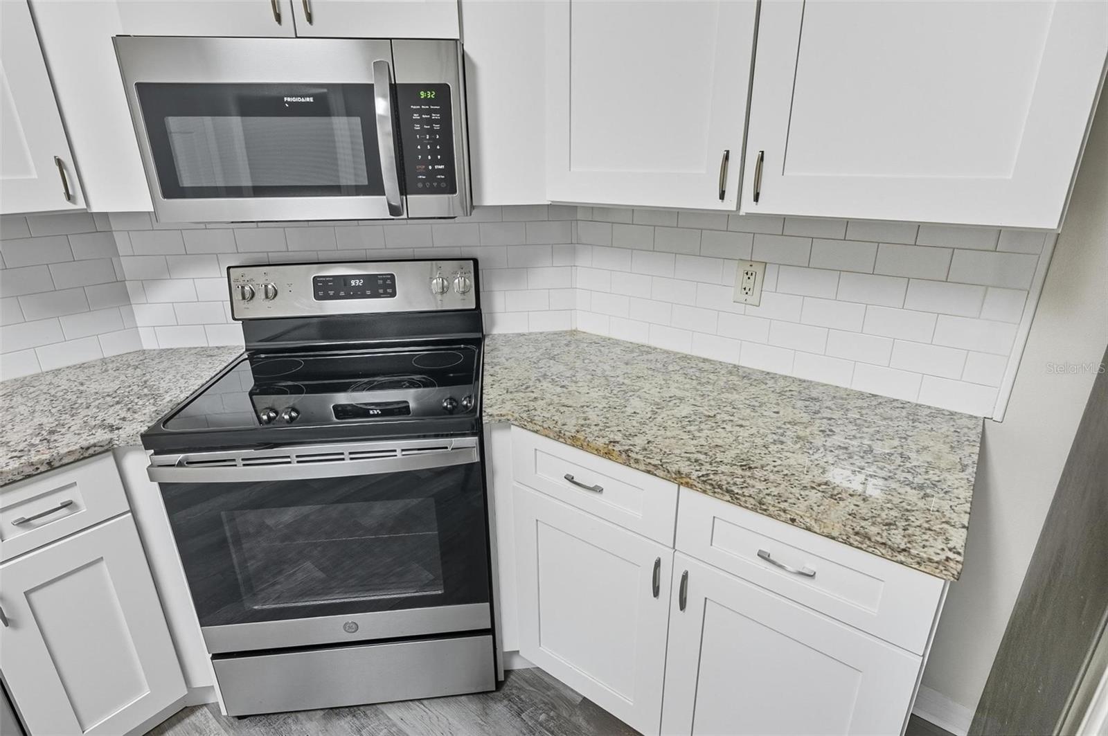 Image 16 of 34 For 120 Coral Reef Court N B