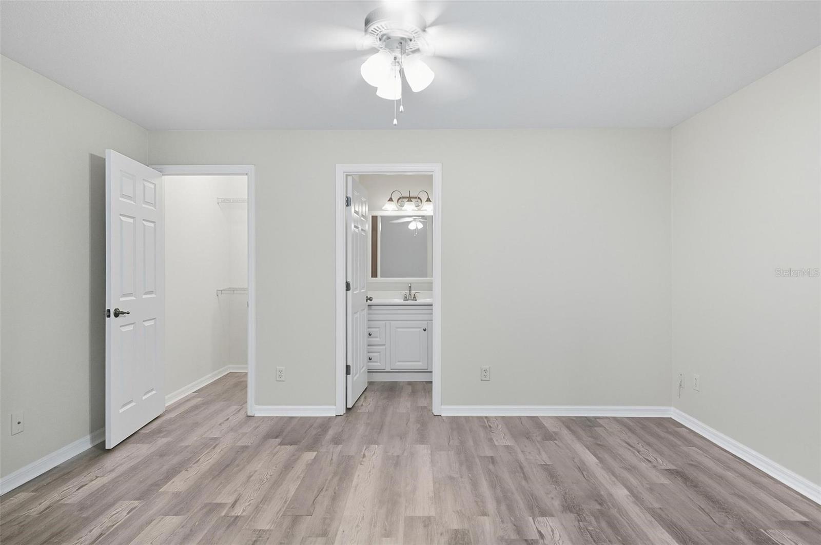 Image 22 of 34 For 120 Coral Reef Court N B