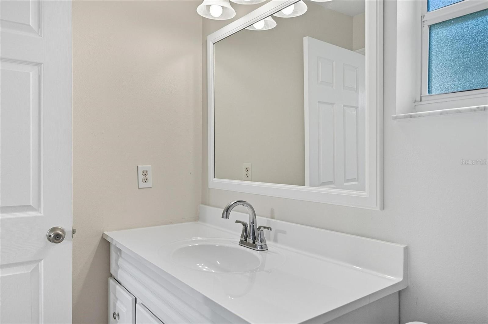 Image 25 of 34 For 120 Coral Reef Court N B