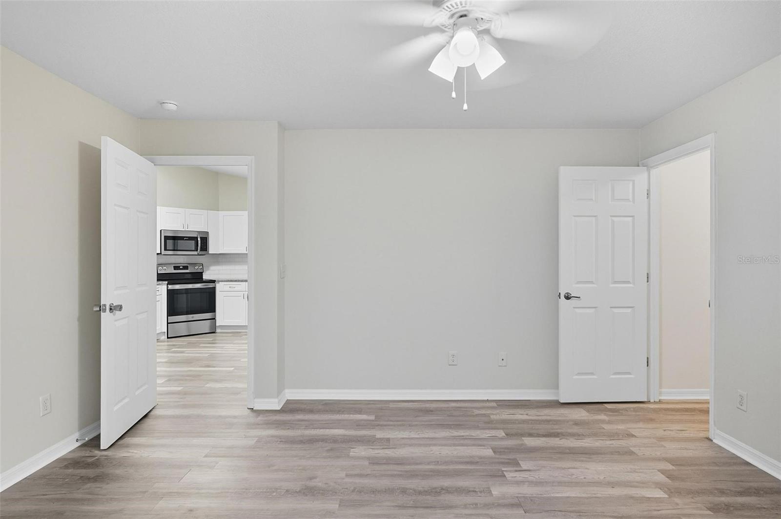 Image 26 of 34 For 120 Coral Reef Court N B