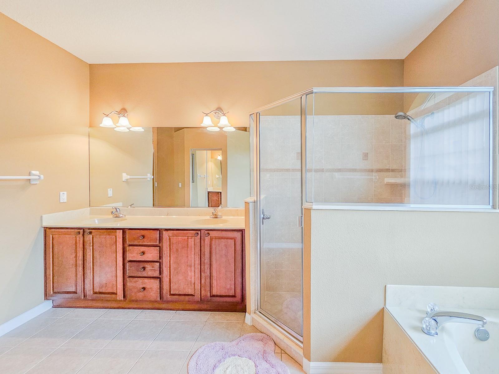 Image 10 of 39 For 18 Squirrel Place