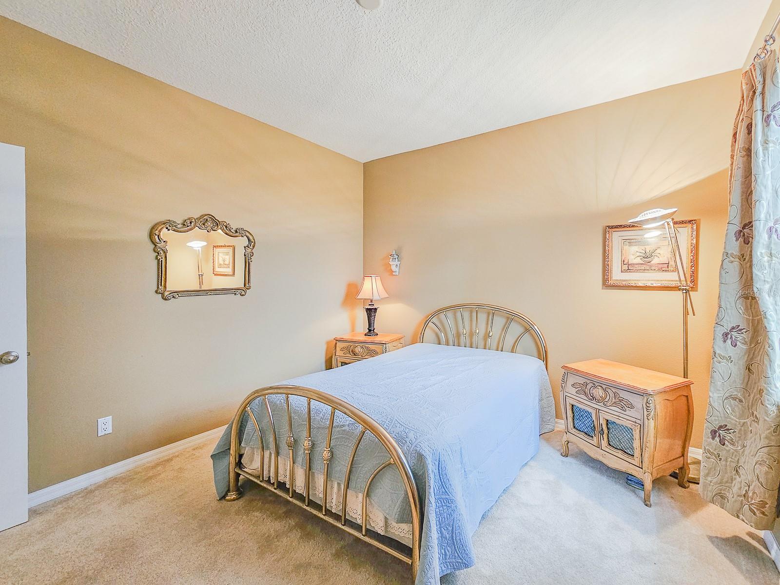 Image 21 of 39 For 18 Squirrel Place