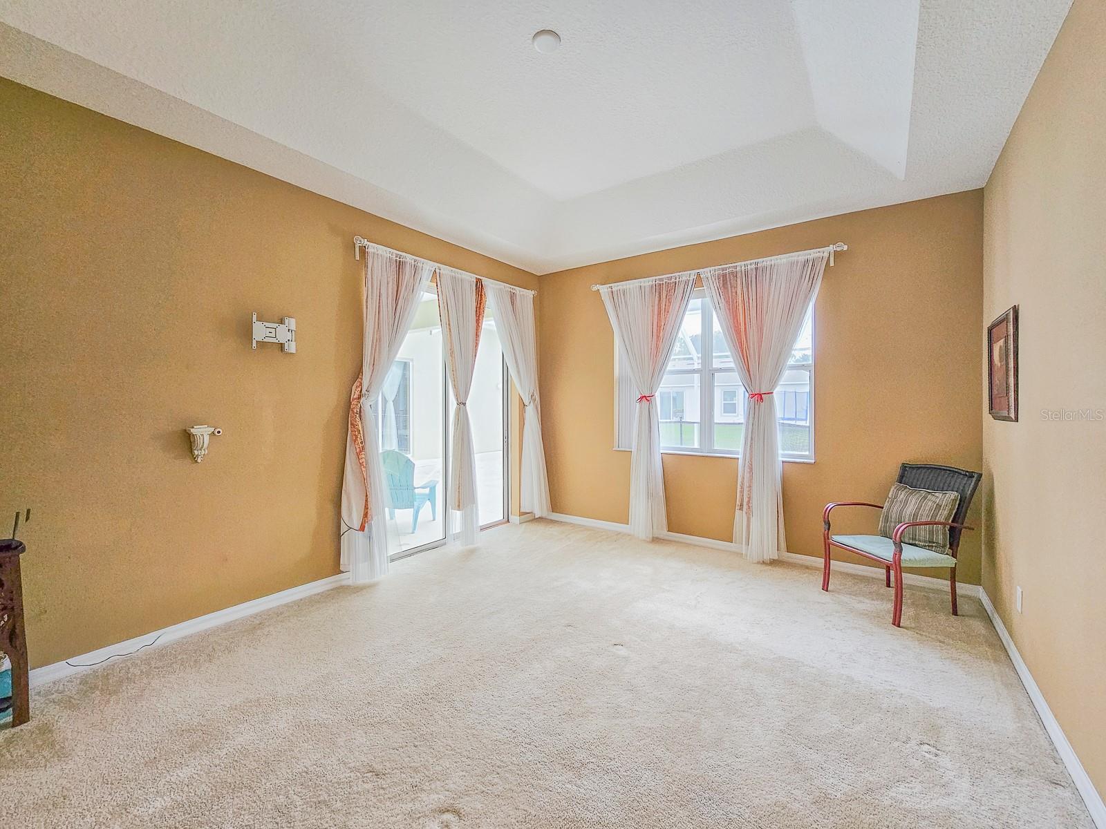 Image 7 of 39 For 18 Squirrel Place