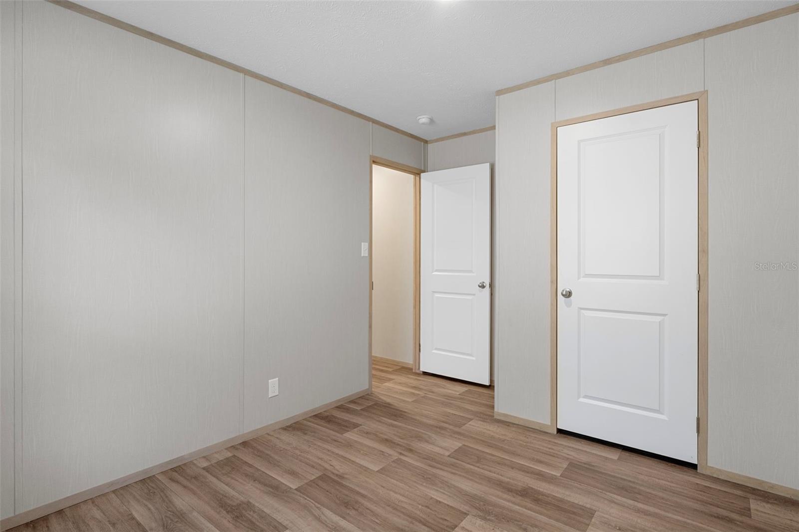 Image 19 of 36 For 6149 La Pine Road