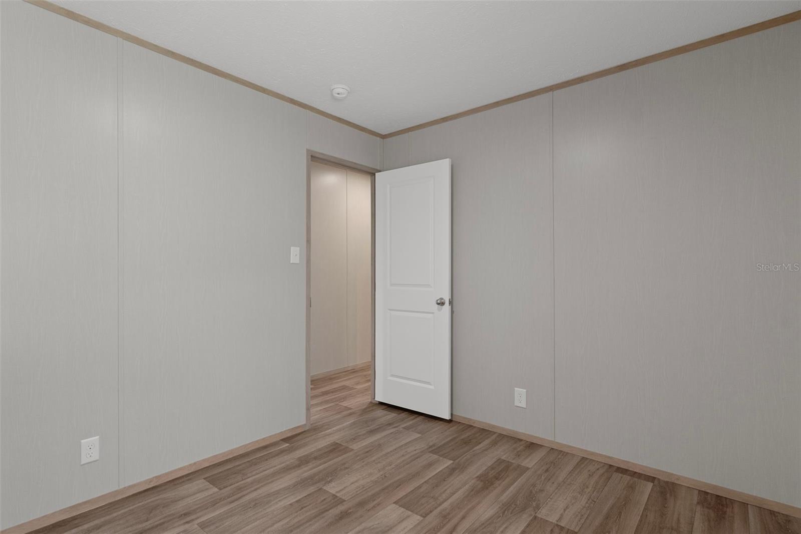 Image 22 of 36 For 6149 La Pine Road