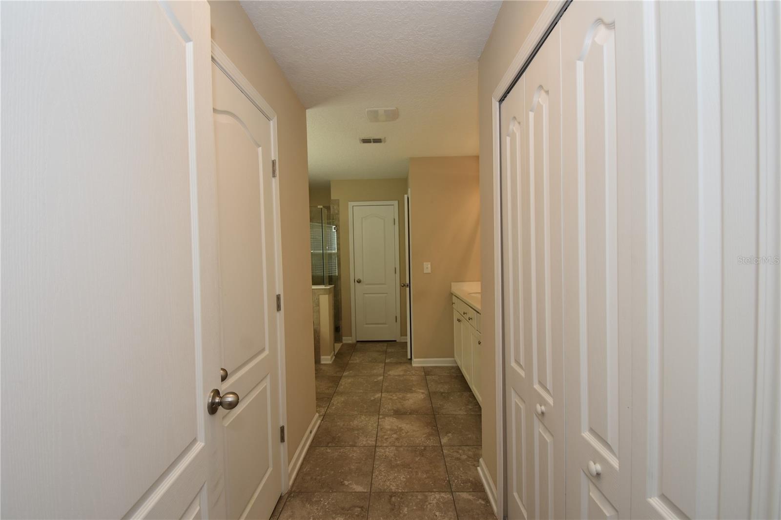 Image 22 of 59 For 110 Coopers Hawk Court