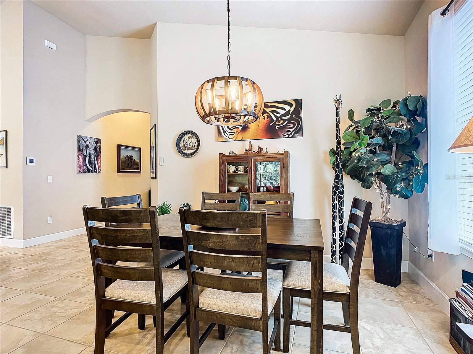 Image 10 of 53 For 645 Elk River