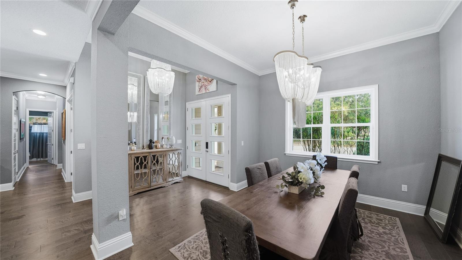 Image 11 of 64 For 4 Flagship Court