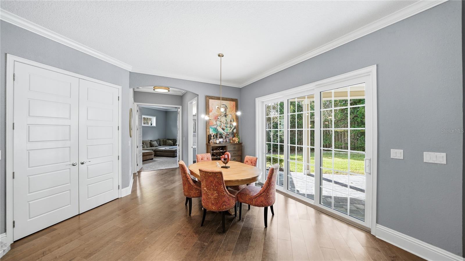 Image 15 of 64 For 4 Flagship Court