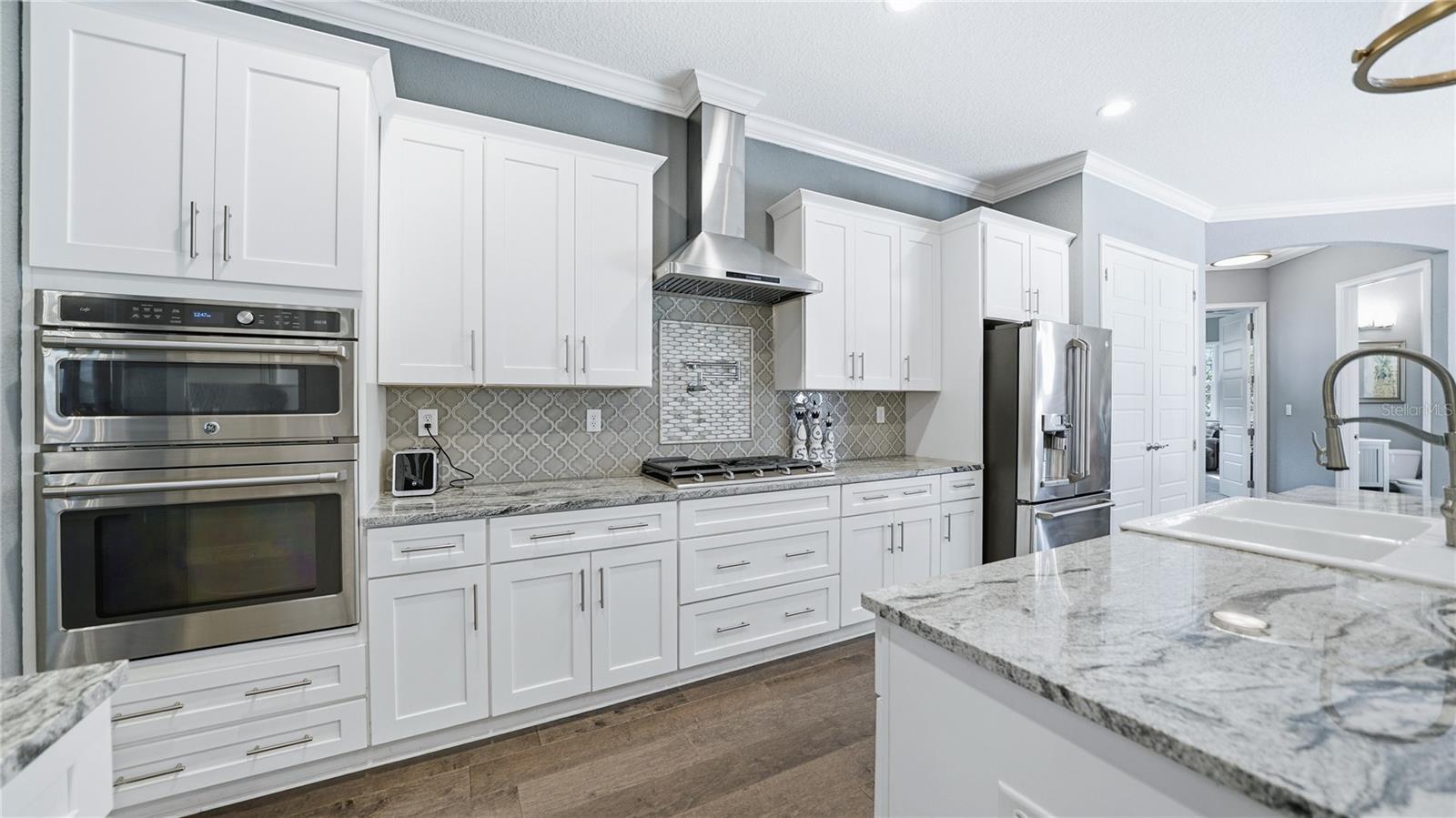 Image 21 of 64 For 4 Flagship Court