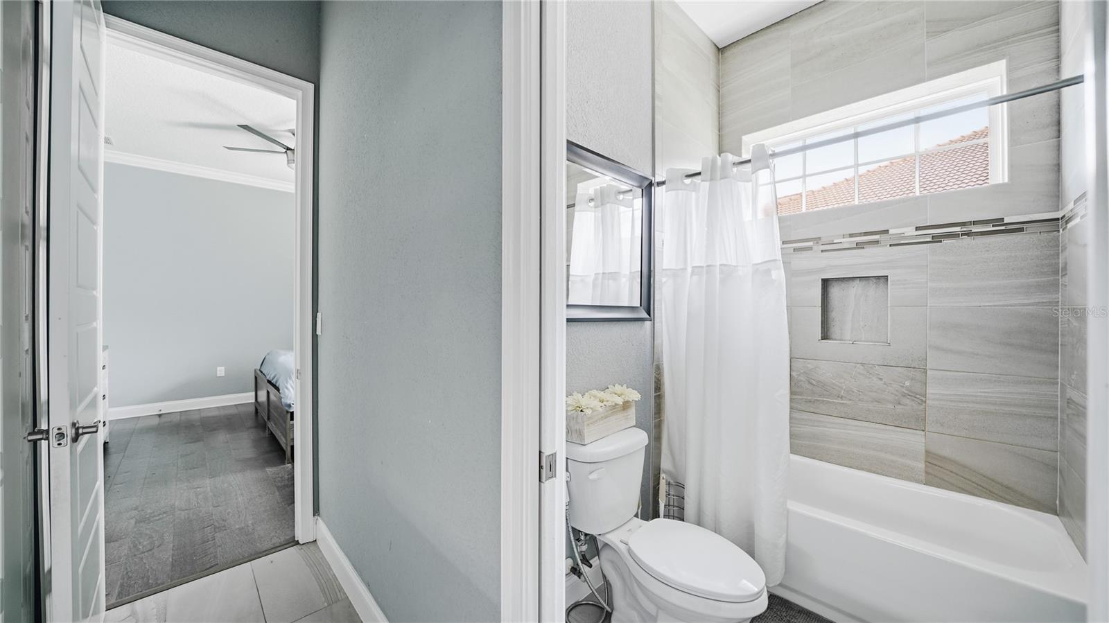 Image 40 of 64 For 4 Flagship Court