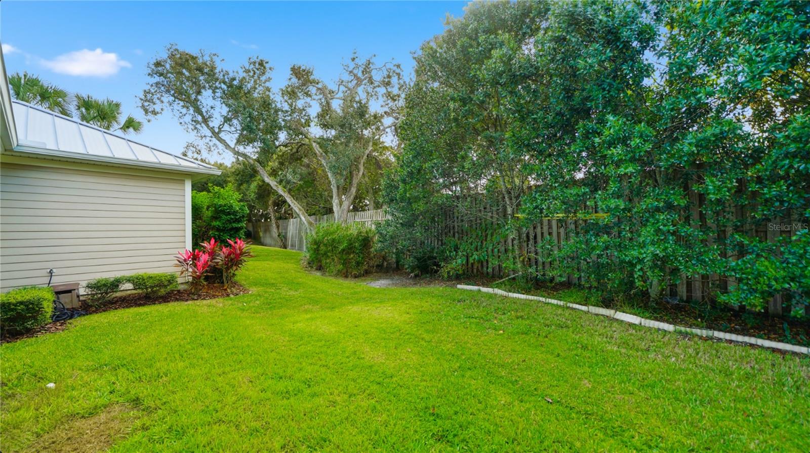 Image 48 of 64 For 4 Flagship Court