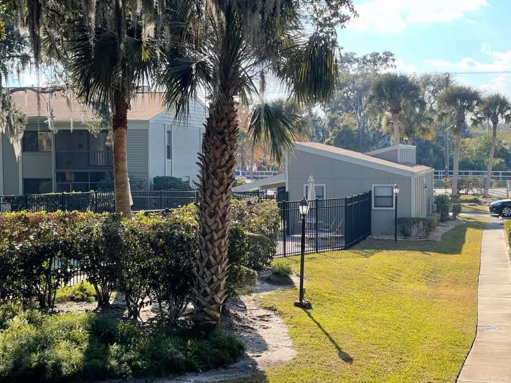 Image 33 of 34 For 310 Palm Coast Parkway 203