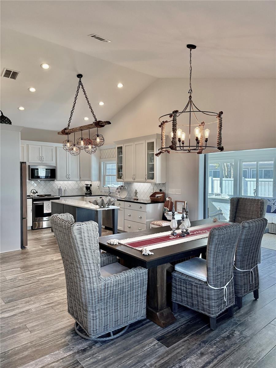 Image 14 of 29 For 39 Avalon Terrace