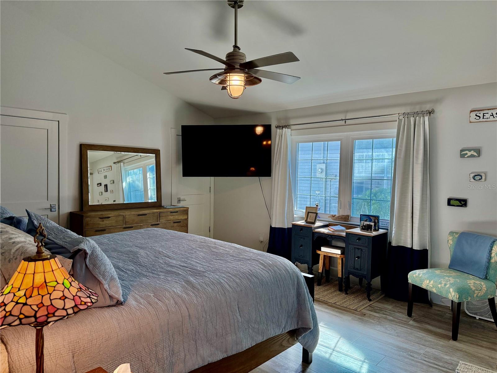 Image 15 of 29 For 39 Avalon Terrace