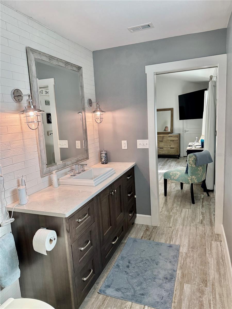 Image 18 of 29 For 39 Avalon Terrace