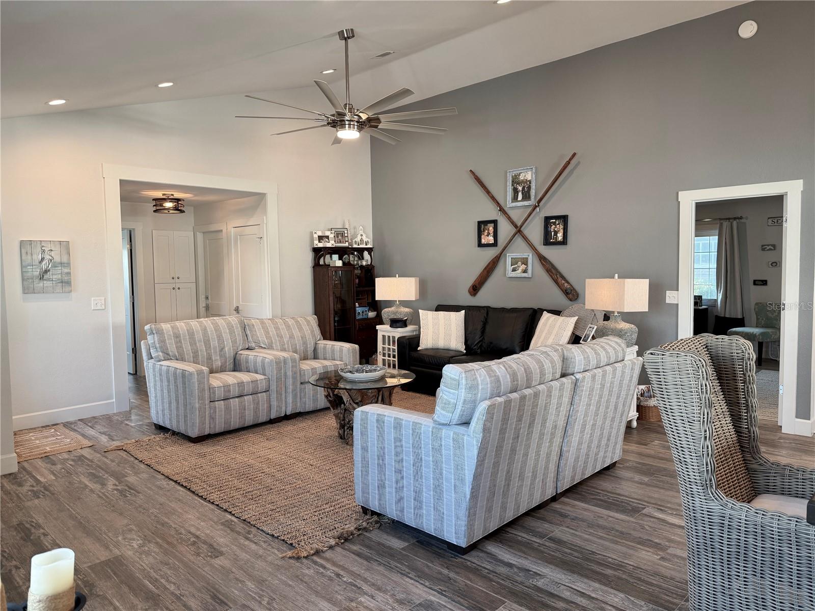 Image 5 of 29 For 39 Avalon Terrace