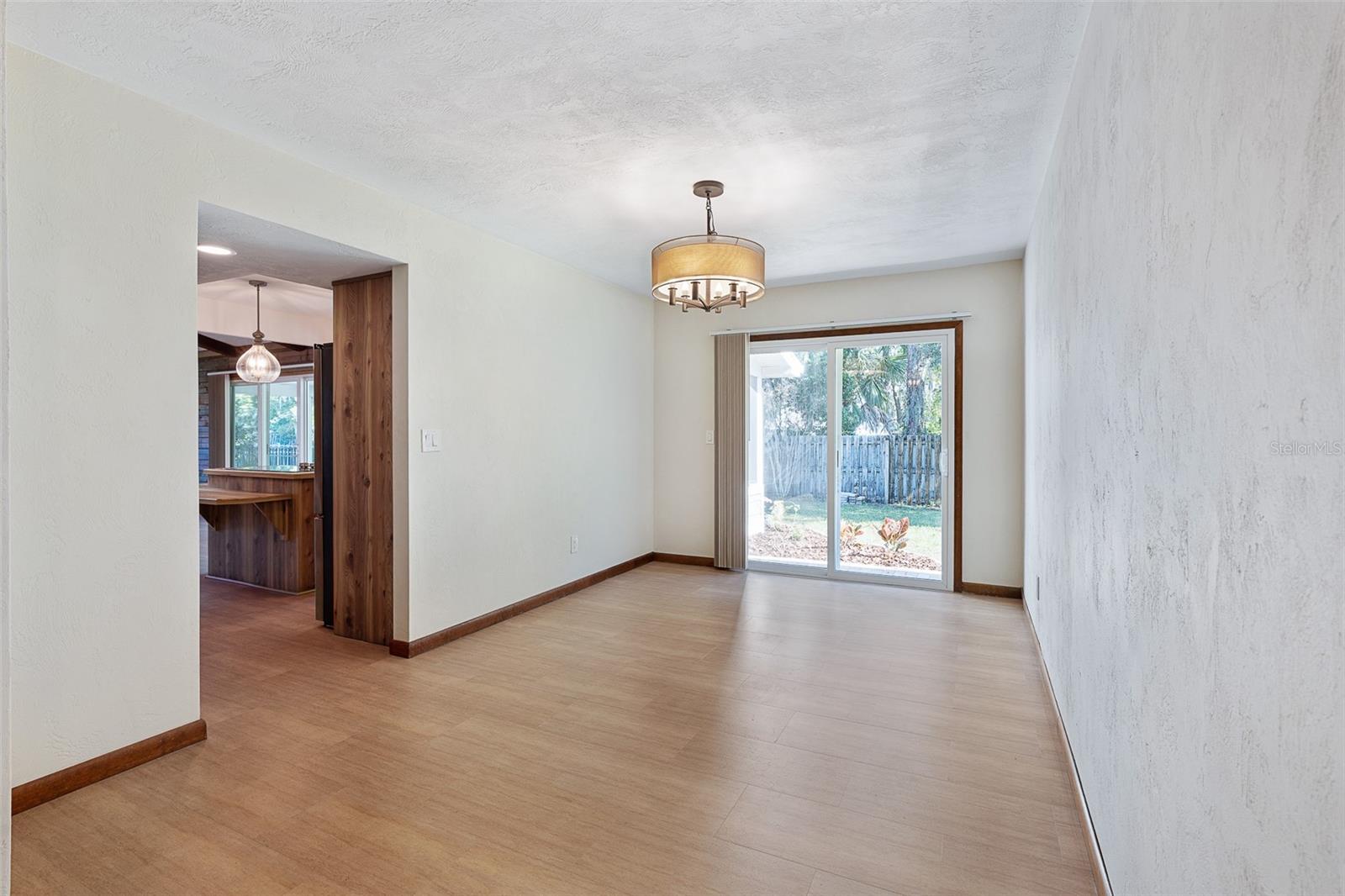 Image 11 of 48 For 521 Pelican Bay Drive