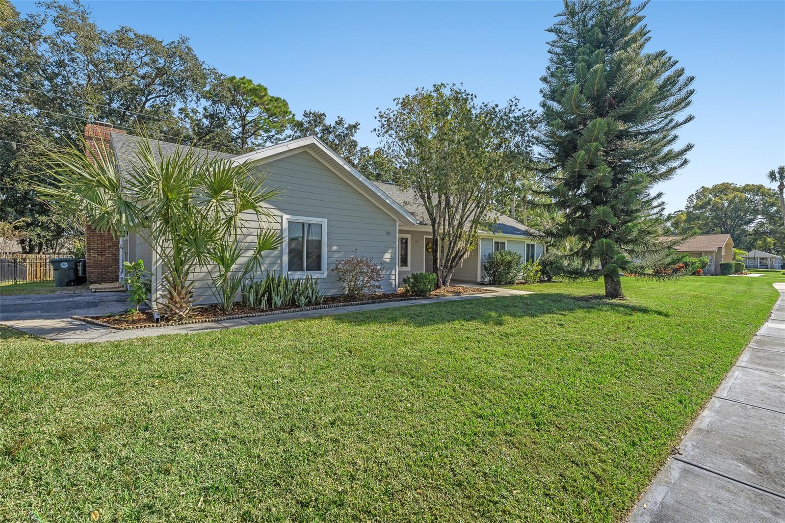 Image 2 of 48 For 521 Pelican Bay Drive