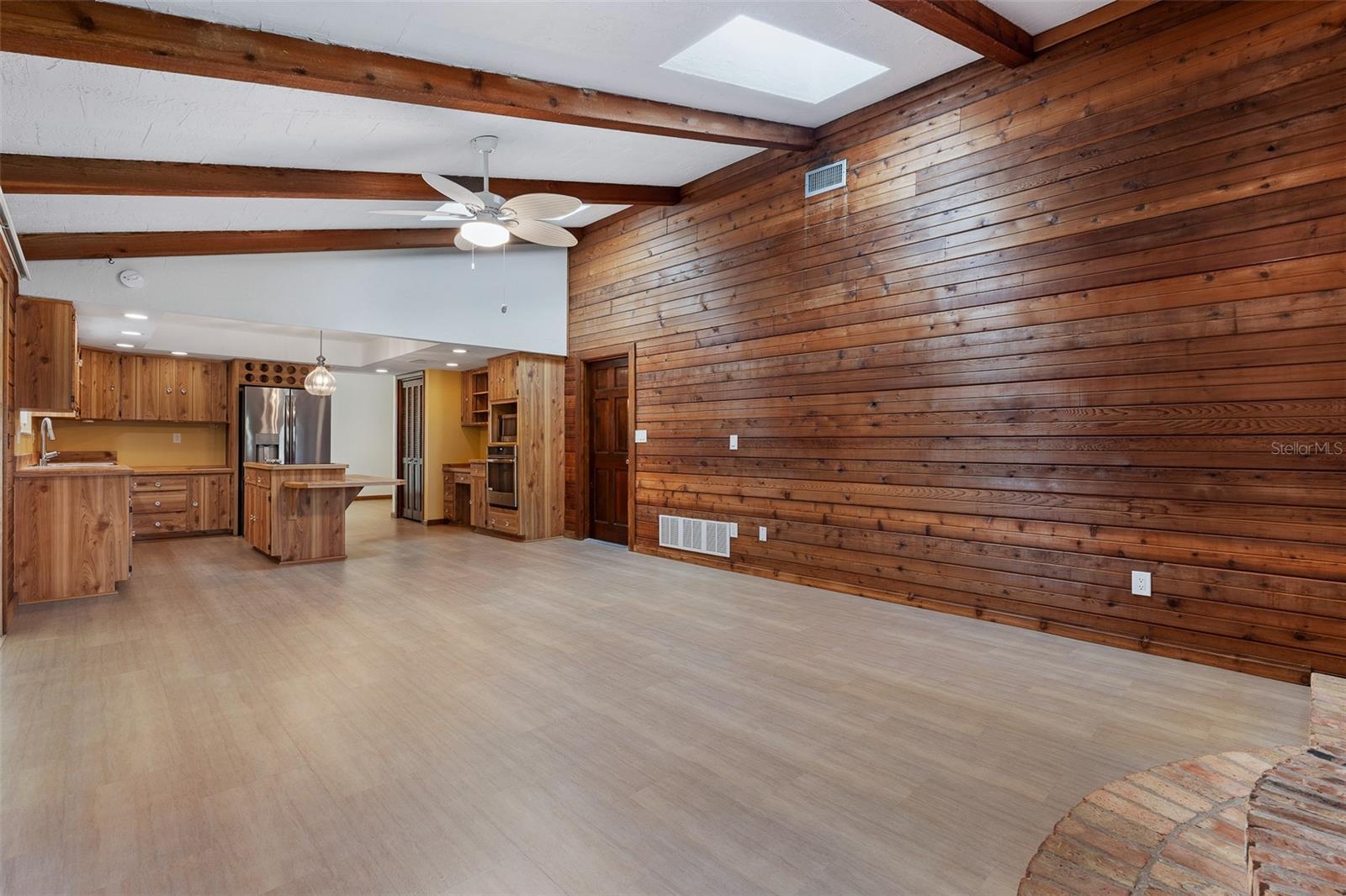 Image 24 of 48 For 521 Pelican Bay Drive