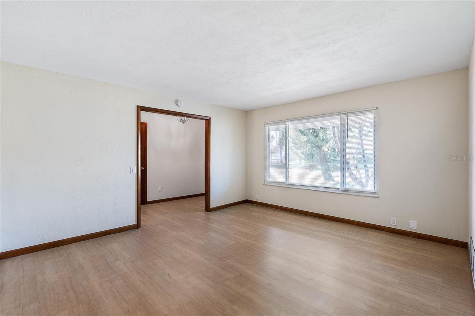 Image 8 of 48 For 521 Pelican Bay Drive