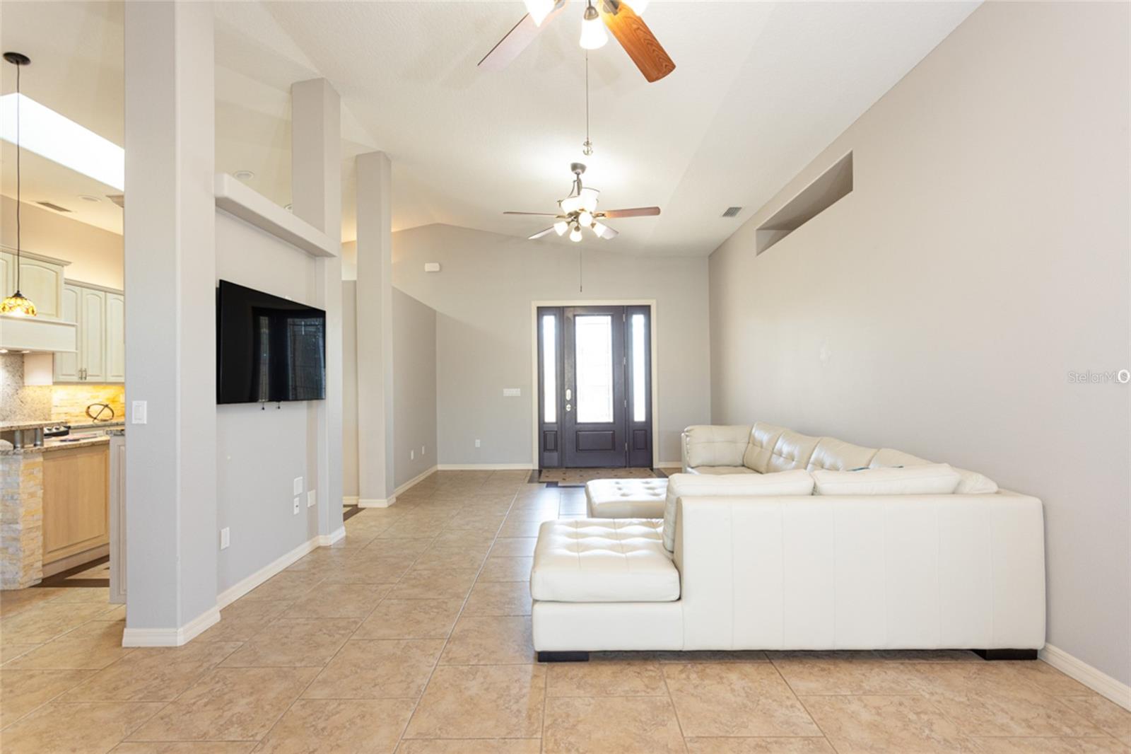 Image 10 of 61 For 608 Shearwood Drive