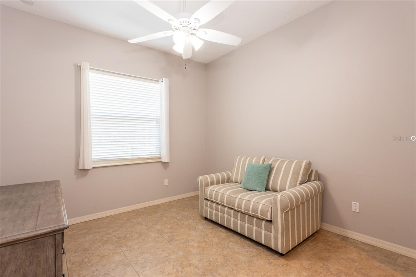 Image 34 of 61 For 608 Shearwood Drive