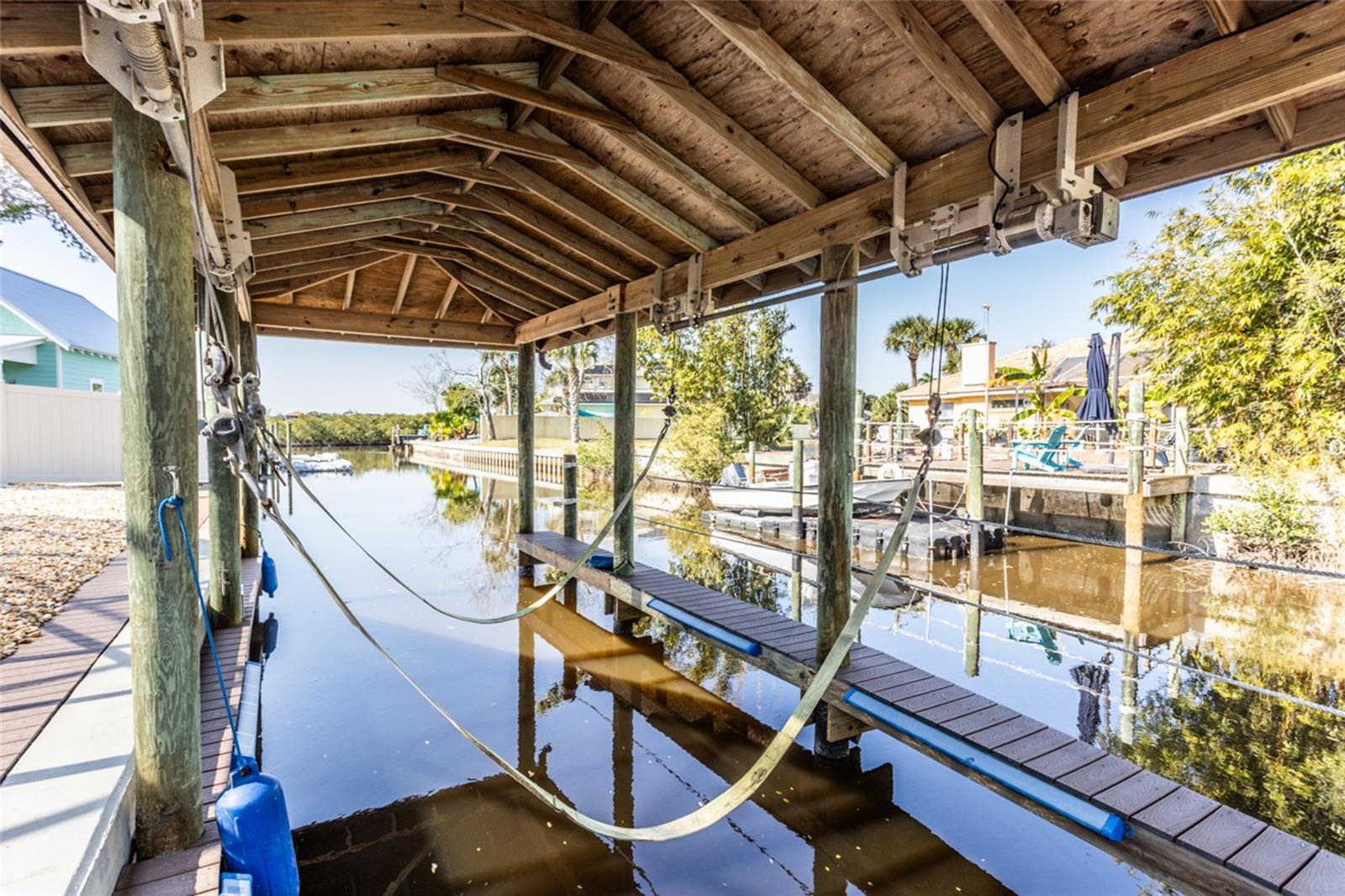 Image 43 of 61 For 608 Shearwood Drive