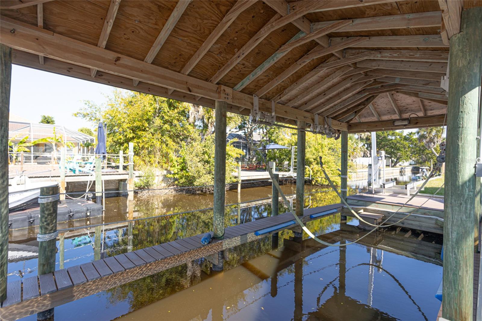 Image 44 of 61 For 608 Shearwood Drive