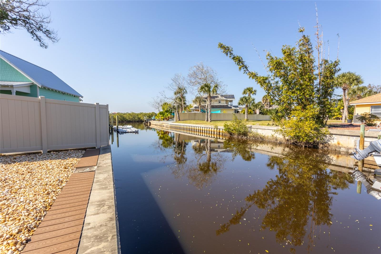 Image 45 of 61 For 608 Shearwood Drive