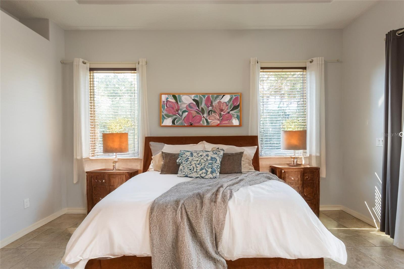 Image 5 of 61 For 608 Shearwood Drive