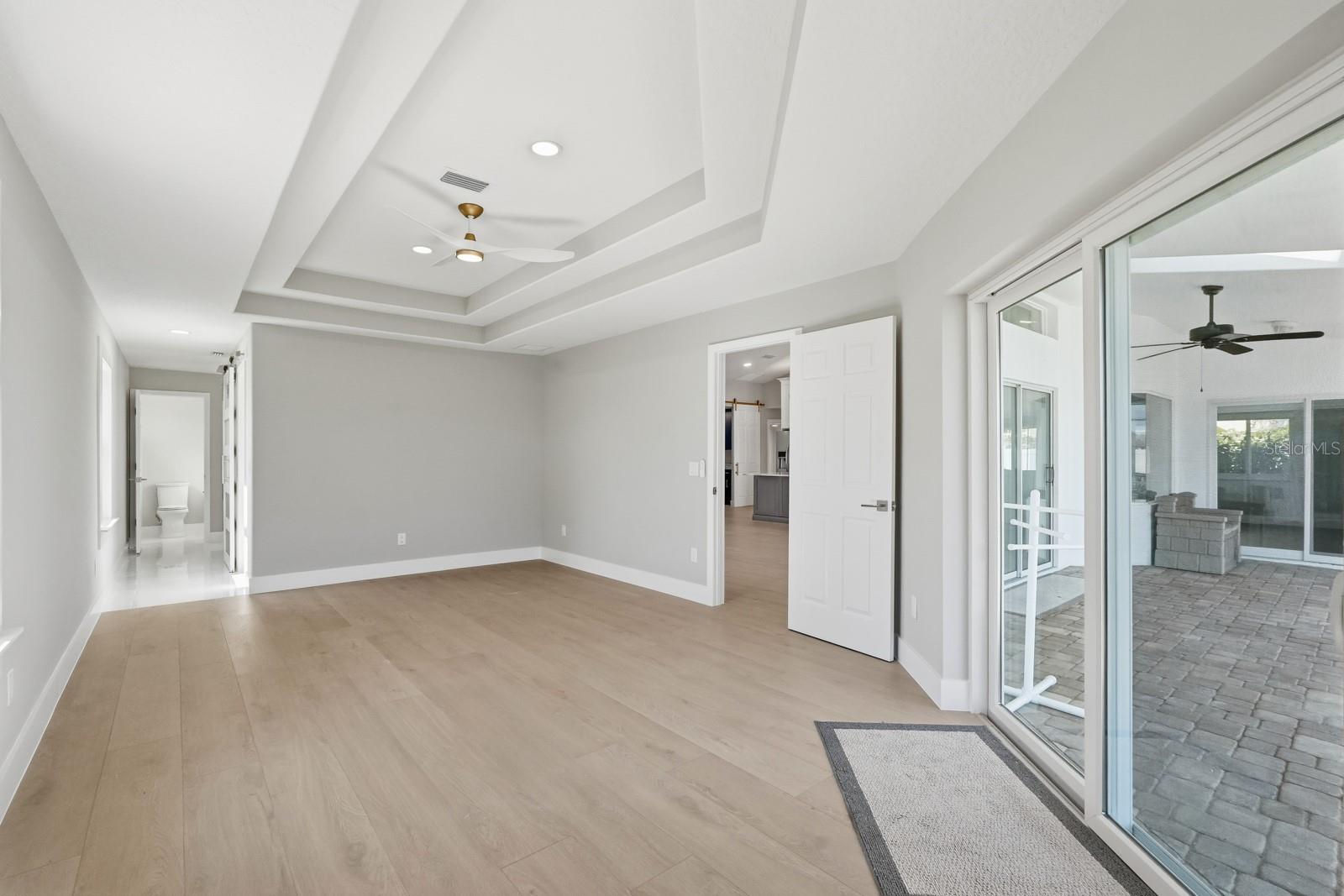 Image 12 of 45 For 470 Lambert Avenue