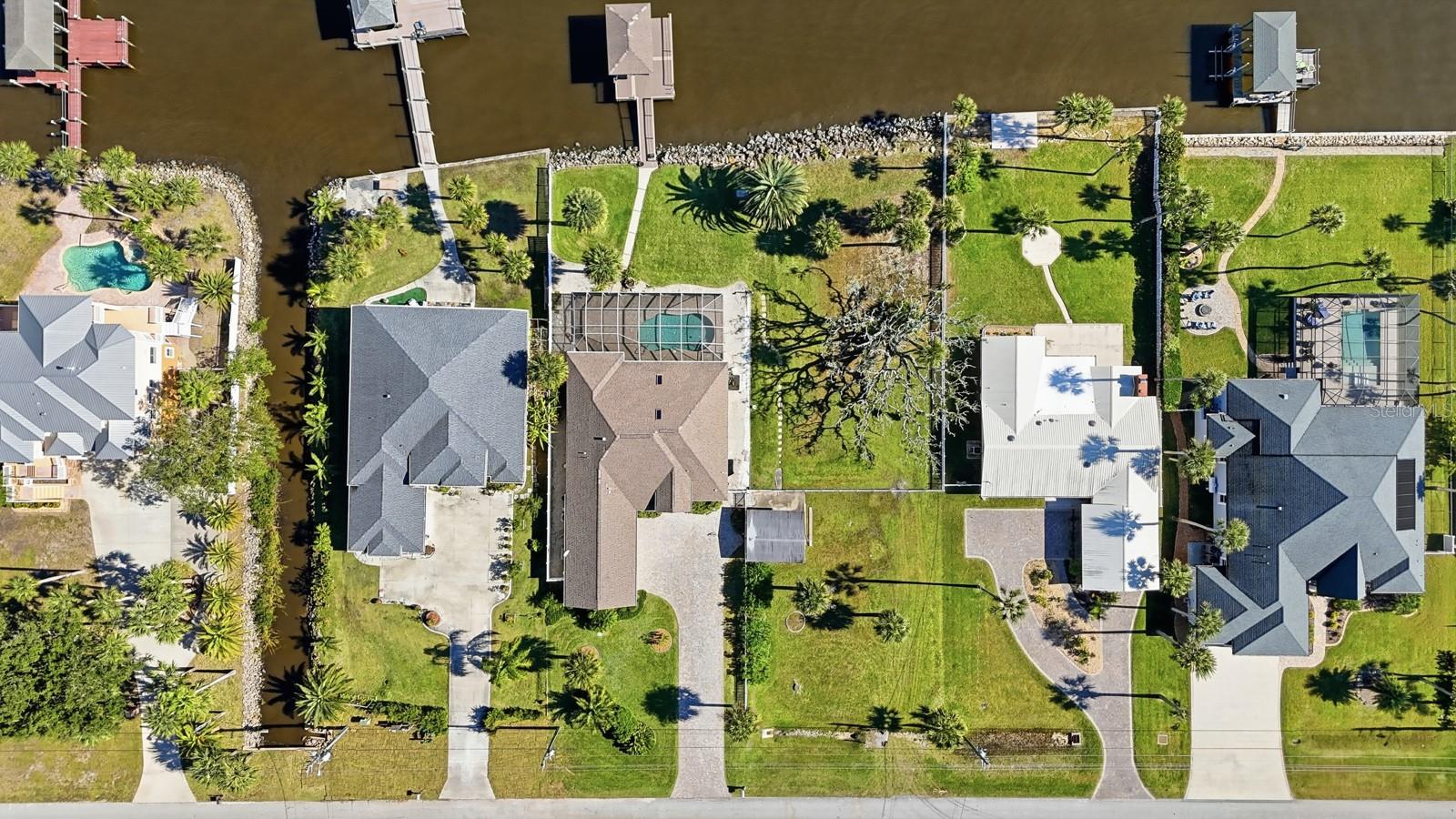 Image 42 of 45 For 470 Lambert Avenue