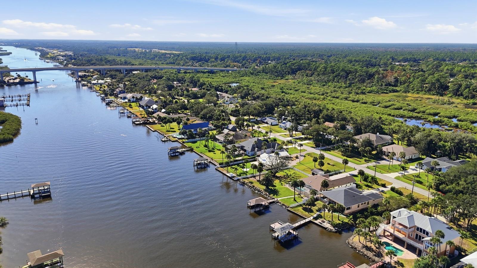 Image 43 of 45 For 470 Lambert Avenue