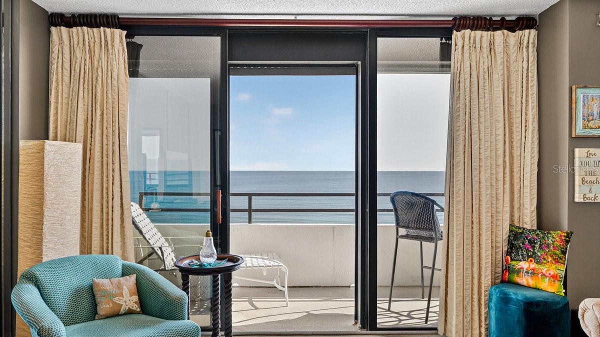 Image 12 of 49 For 1601 Central Avenue 1002