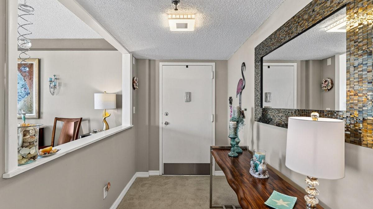 Image 5 of 49 For 1601 Central Avenue 1002