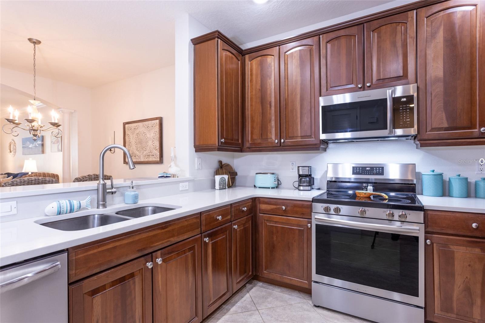 Image 11 of 49 For 35 Riverview Bend S 1825