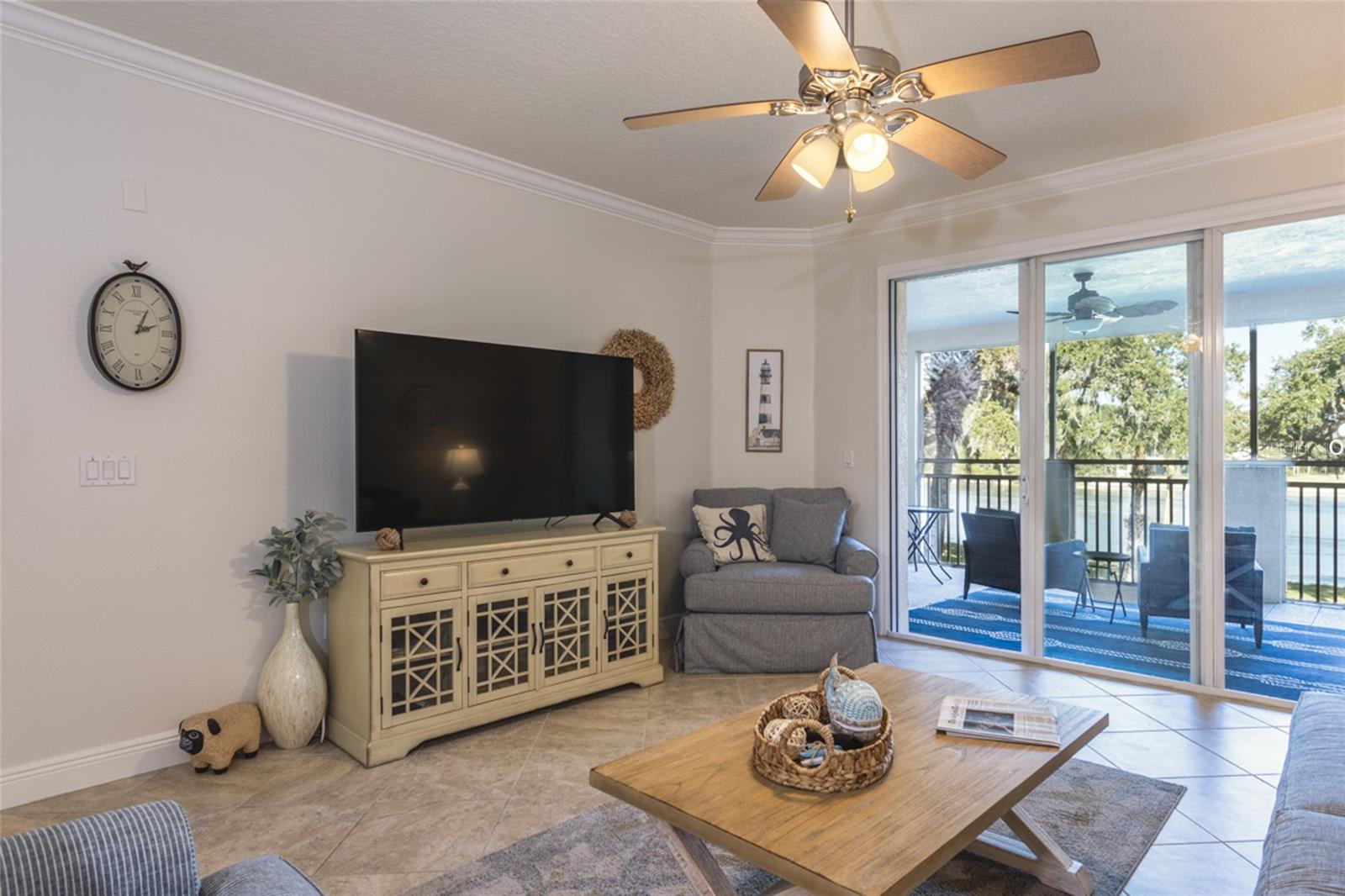 Image 18 of 49 For 35 Riverview Bend S 1825