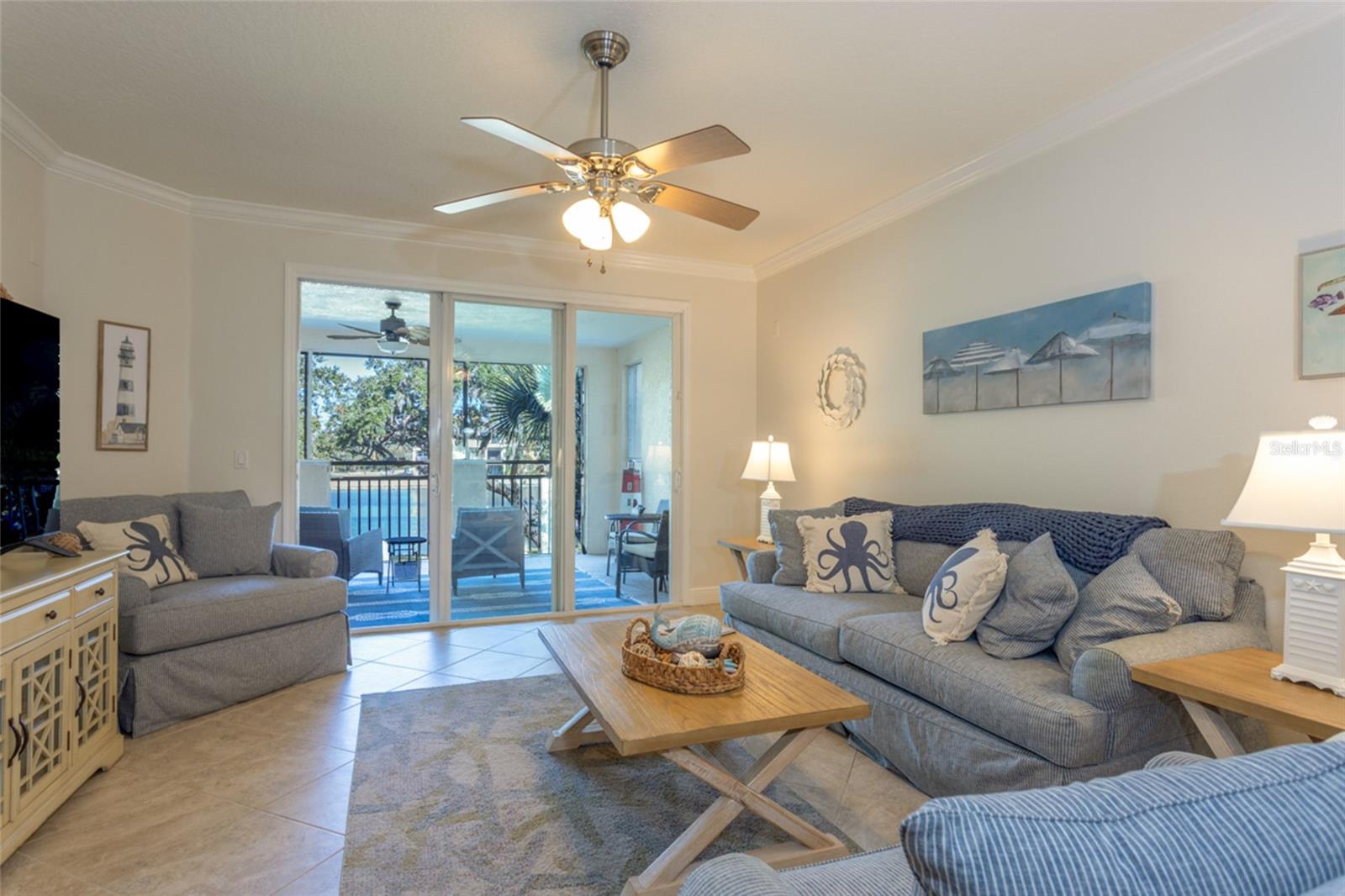 Image 4 of 49 For 35 Riverview Bend S 1825