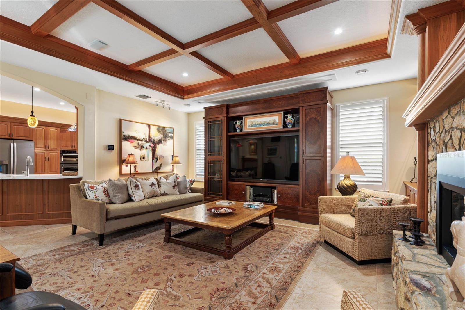 Image 15 of 80 For 46 Old Oak Drive S