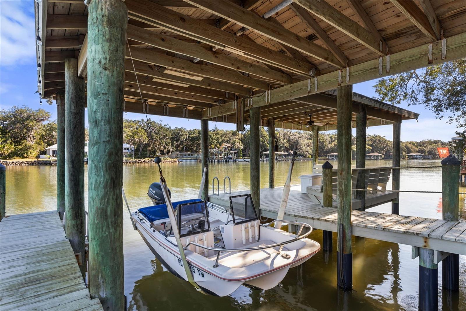 Image 37 of 80 For 46 Old Oak Drive S