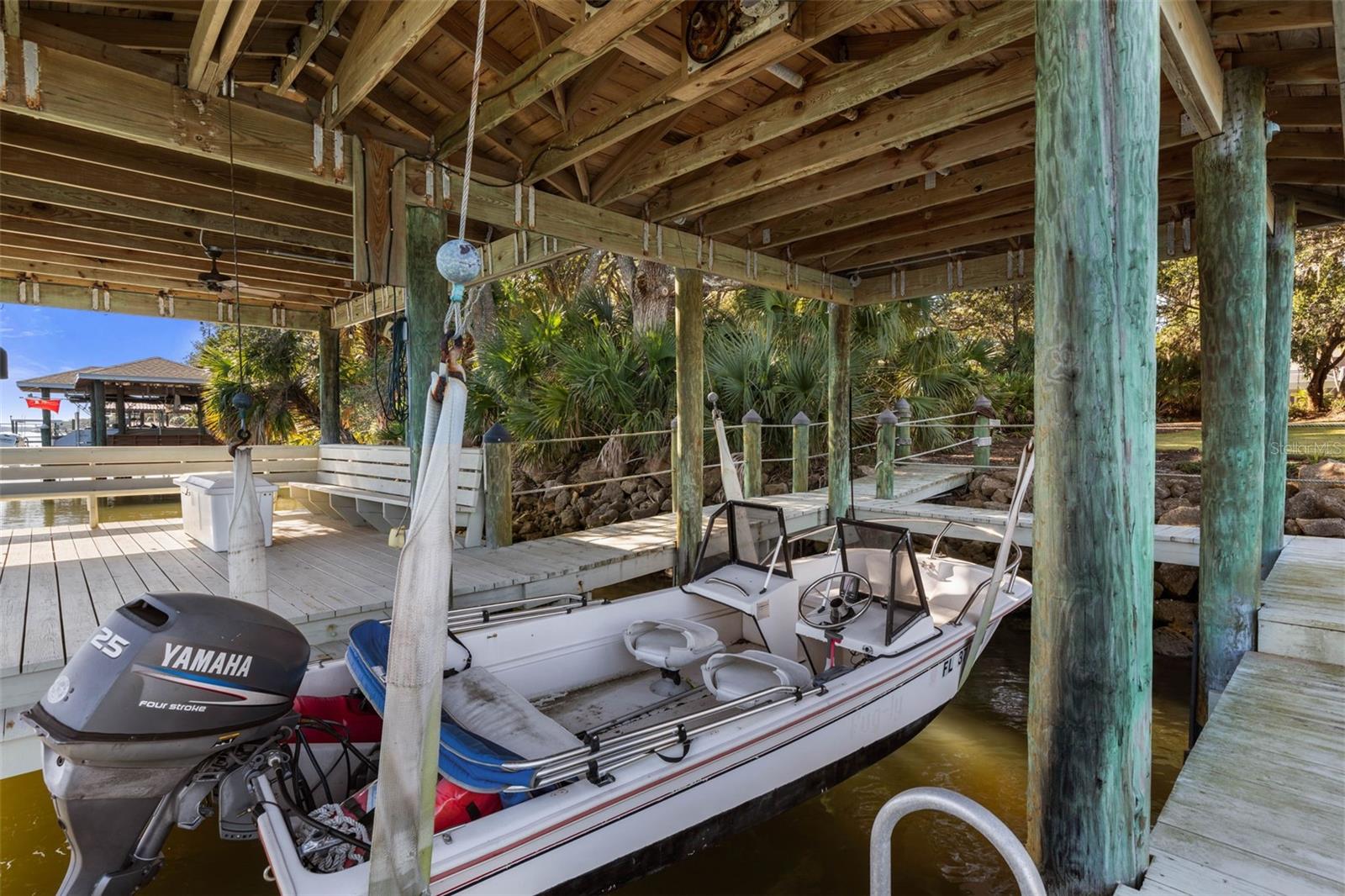 Image 38 of 80 For 46 Old Oak Drive S