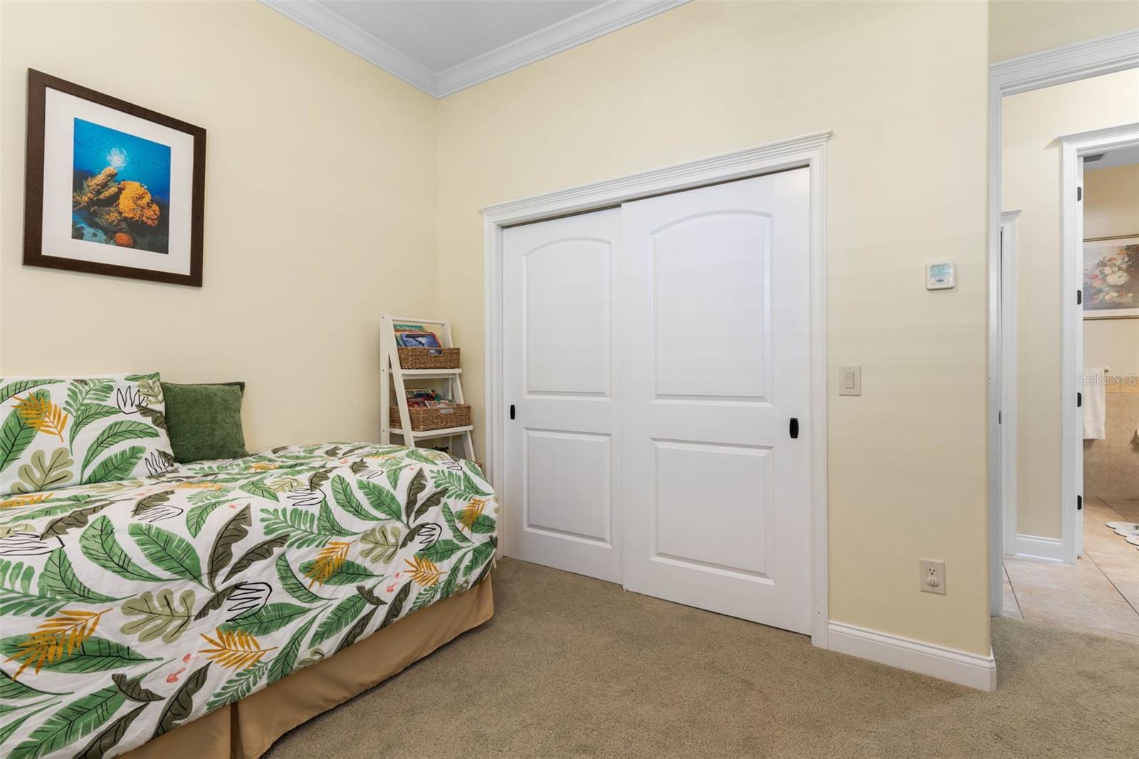 Image 58 of 80 For 46 Old Oak Drive S