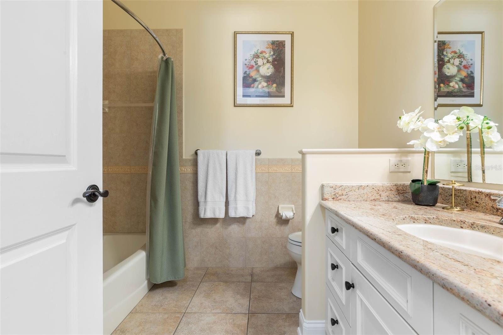 Image 60 of 80 For 46 Old Oak Drive S