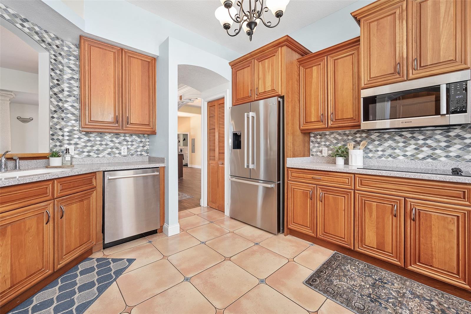 Image 11 of 78 For 2432 Dodge Drive