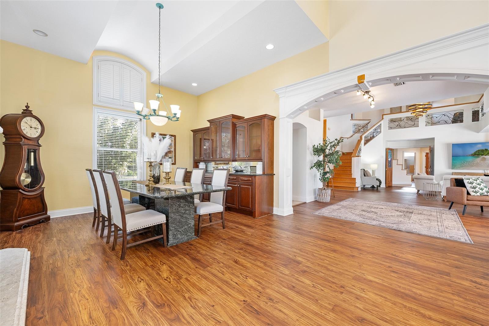 Image 17 of 78 For 2432 Dodge Drive