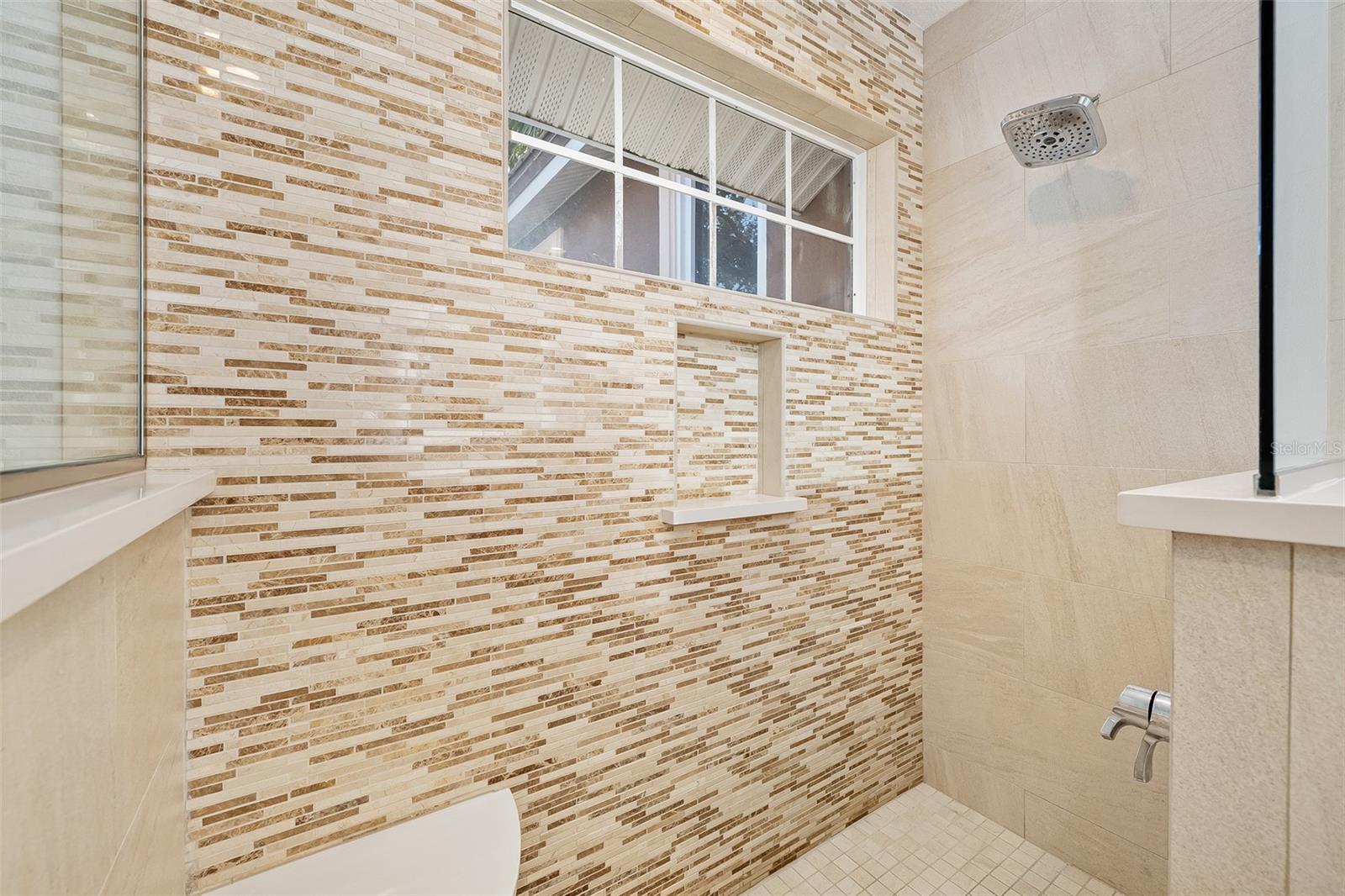 Image 37 of 78 For 2432 Dodge Drive