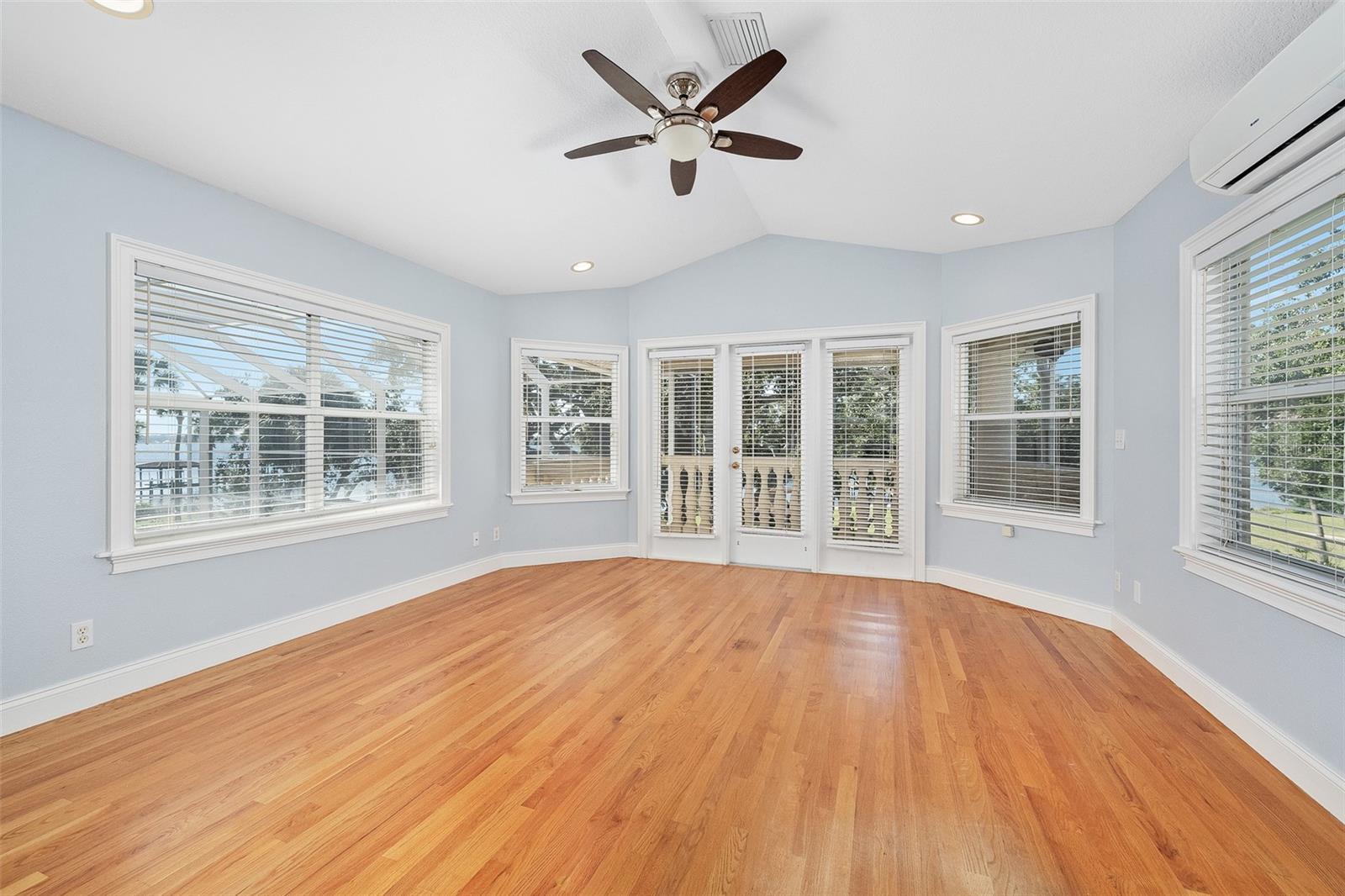 Image 43 of 78 For 2432 Dodge Drive