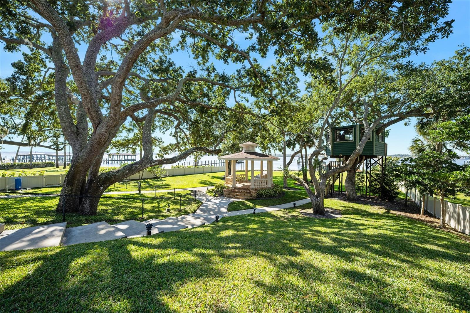 Image 55 of 78 For 2432 Dodge Drive